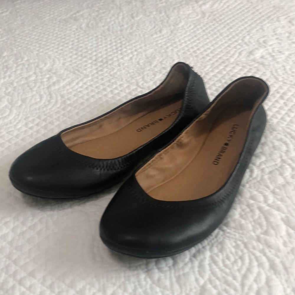 Lucky brand black flats